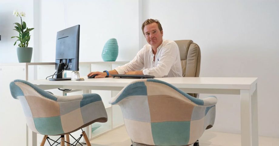 Inquilinos de Marina Botafoc contra la tasa de actividad: “Estamos indignados”